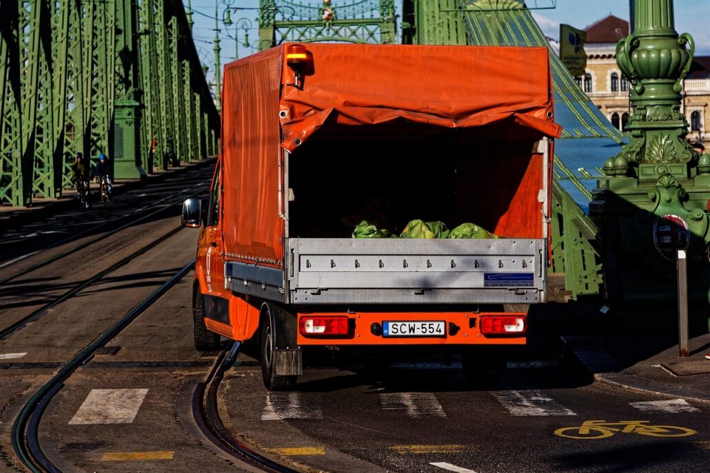 truck, delivery truck, freedom bridge-7126333.jpg