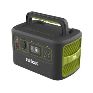 Generatore portatile, maniglia verde, marchio Nilox visibile.