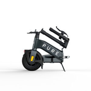 Bicicletta pieghevole Pure su sfondo bianco