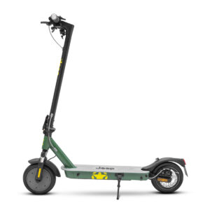 Monopattino elettrico verde, visto di lato