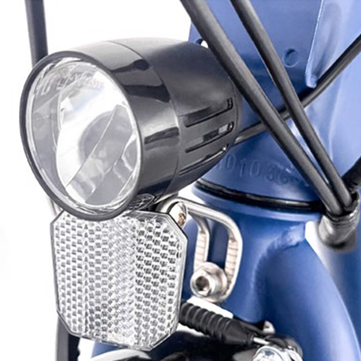 Faro anteriore e catarifrangente di bicicletta blu